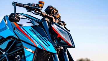 Candy vs. Pearl Finishes: Which Custom Look Fits Your Ride?